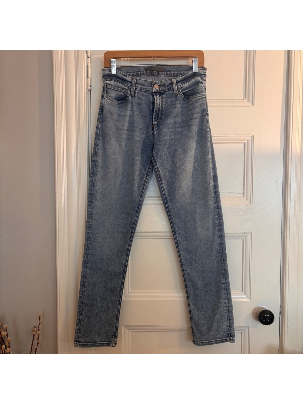 Joe’s Jeans- Size 27 “The Bobby” Mid Rise Tapered Boyfriend Jeans